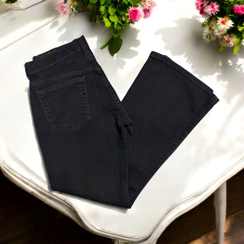 Like New Woman’s Levi’s Jeans